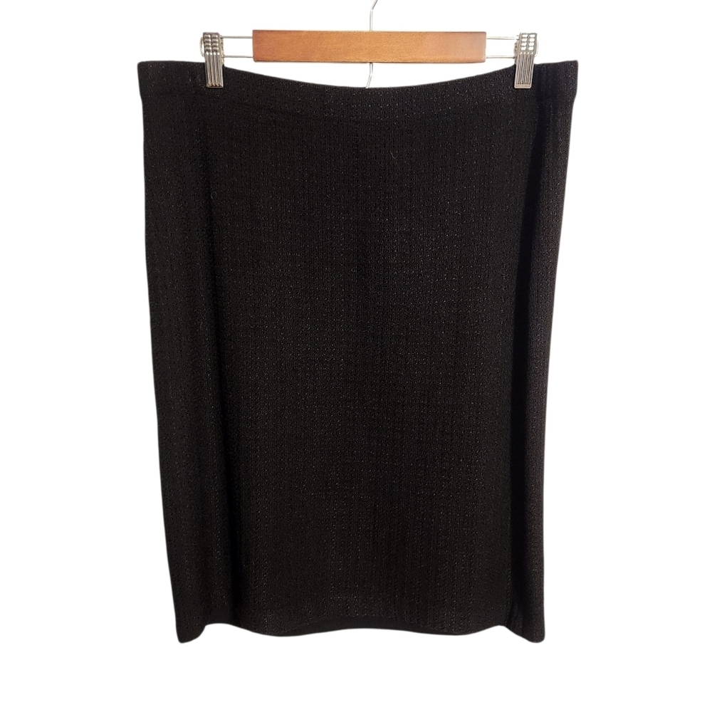 St. John Collection | Women's Black Two-Piece Santana Knit Skirt Suit (Size 8) - Picture 11 of 15